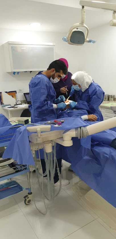 دكتور محمد عمرو الخشاب. المهندسين .Dr Mohamed el Khashab Dental clinic. mohandessin branch