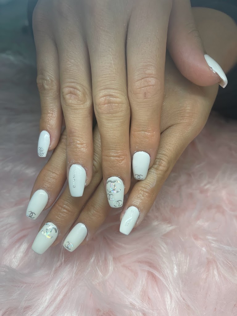 Painted Nails 94583