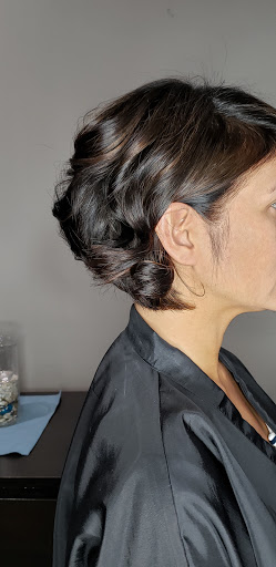 Hair Salon «Apree Salon», reviews and photos, 43536 W Oaks Dr, Novi, MI 48377, USA