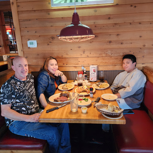Logans Roadhouse image