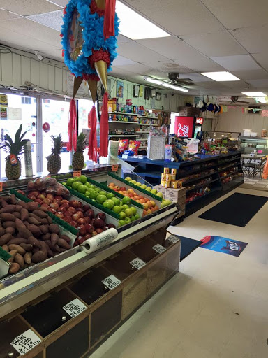 Mexican Grocery Store «El Rancho Supermercado», reviews and photos, 711 N Main St, Shelbyville, TN 37160, USA