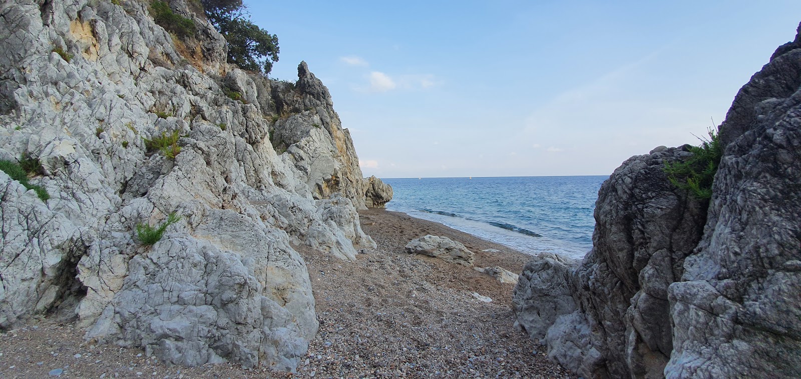 Foto av Pianoro di Ciolandrea beach med rak strand