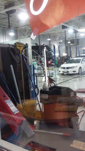 Nissan Dealer «Thomas Nissan», reviews and photos, 1427 N Larkin Ave, Joliet, IL 60435, USA