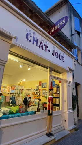 Chat-Joue à Mallemort