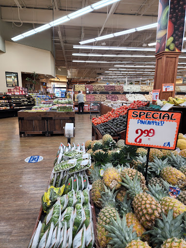 Grocery Store «Villa Park Fruit Market», reviews and photos, 302 W North Ave, Villa Park, IL 60181, USA