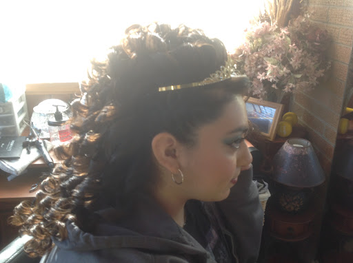 Hair Salon «Luna Beauty Salon», reviews and photos, 3474 South 13th Street, Milwaukee, WI 53215, USA