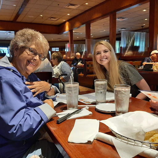 Oakdale Village Shopping Center, 8301 3rd St N, St Paul, MN 55128, USA, 