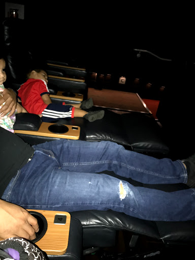 Movie Theater «Regal Cinemas Pastime Pavilion 8», reviews and photos, 929 N Lake Dr, Lexington, SC 29072, USA