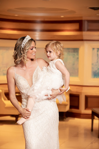 Bridal Shop «Bridal Reflections», reviews and photos, 80 Westbury Ave, Carle Place, NY 11514, USA