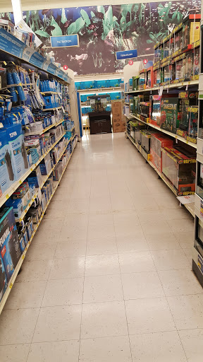 Pet Supply Store «PetSmart», reviews and photos, 1385 S Washington St, North Attleborough, MA 02760, USA