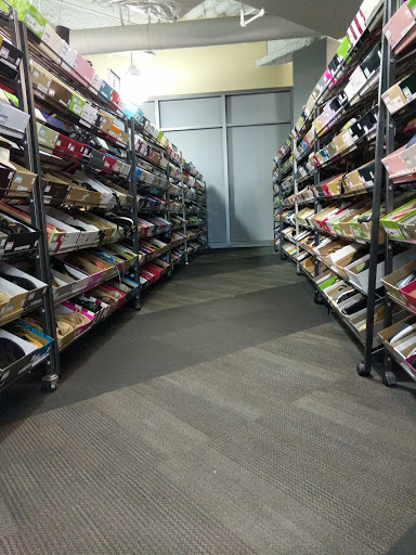 Shoe Store «DSW Designer Shoe Warehouse», reviews and photos, 15301 Ventura Blvd, Sherman Oaks, CA 91403, USA