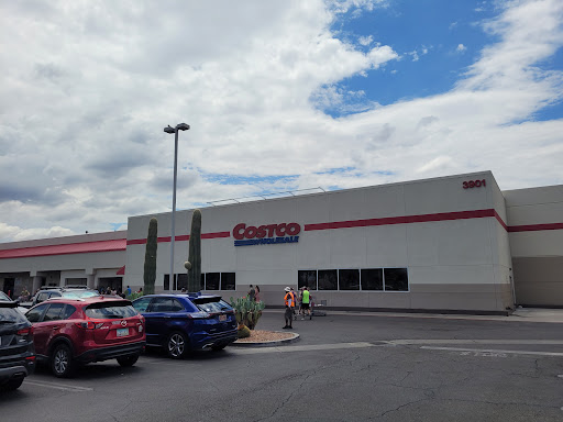 Warehouse store «Costco Wholesale», reviews and photos, 3901 W Costco Dr, Tucson, AZ 85741, USA