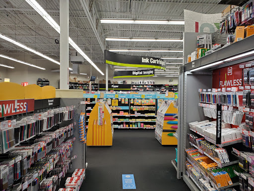 Office Supply Store «Staples», reviews and photos, 2840 E Germann Rd, Chandler, AZ 85286, USA