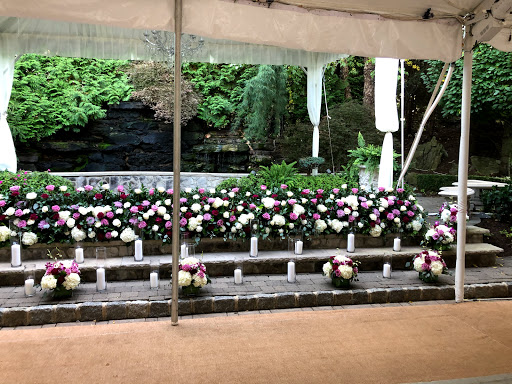 Florist «Ultima Florals», reviews and photos, 81-02 37th Ave, Jackson Heights, NY 11372, USA