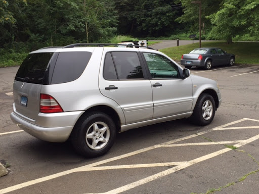 Oil Change Service «Newtown Car Care Center», reviews and photos, 3 Commerce Rd, Newtown, CT 06470, USA