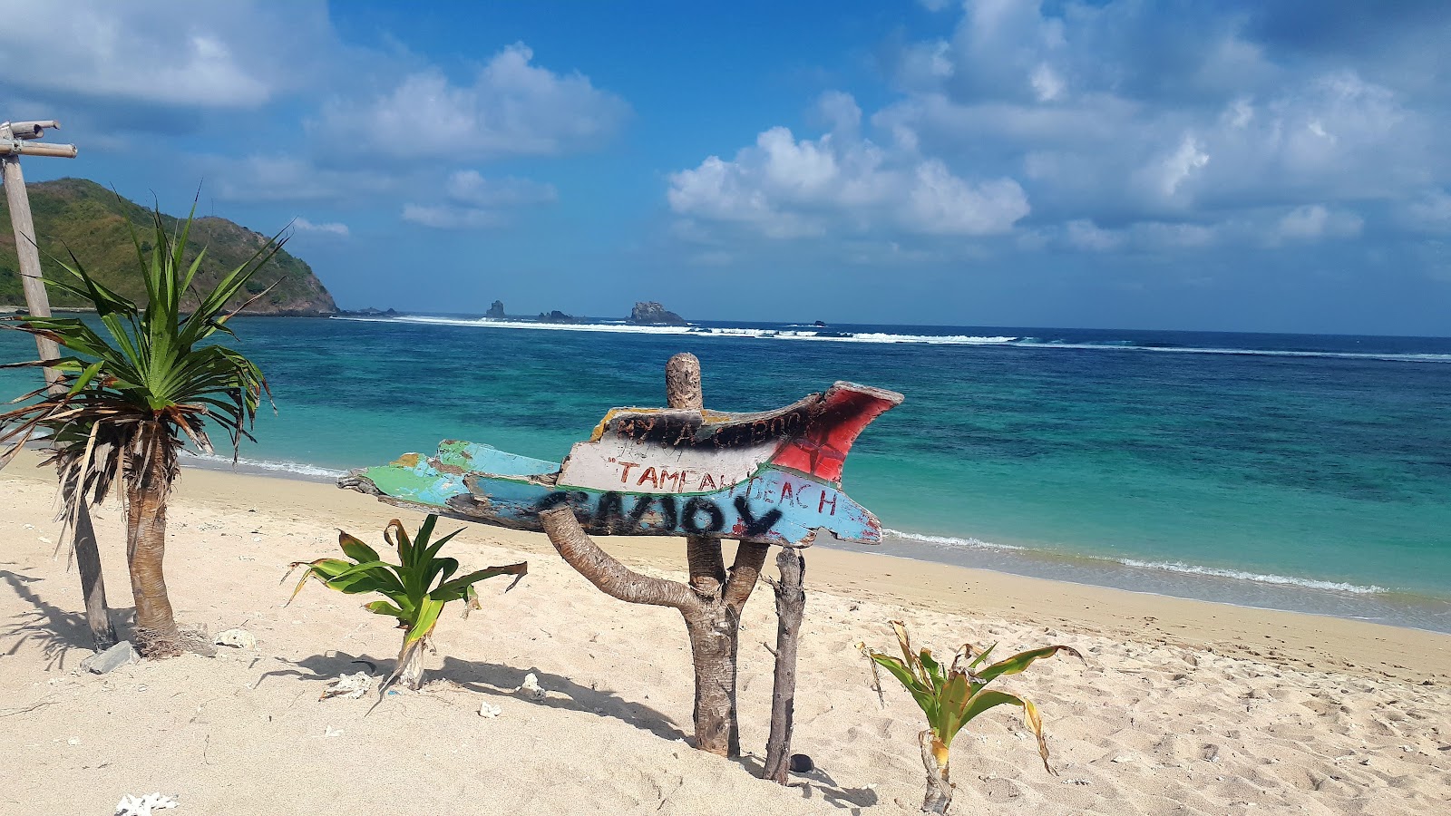 Photo de Tampah Beach situé dans une zone naturelle