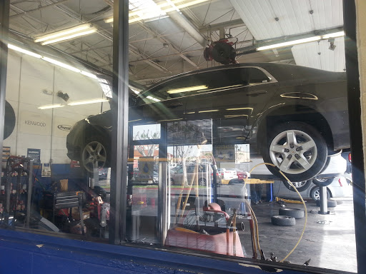 Auto Parts Store «Pep Boys Auto Parts & Service», reviews and photos, 2671 Randolph St, Huntington Park, CA 90255, USA