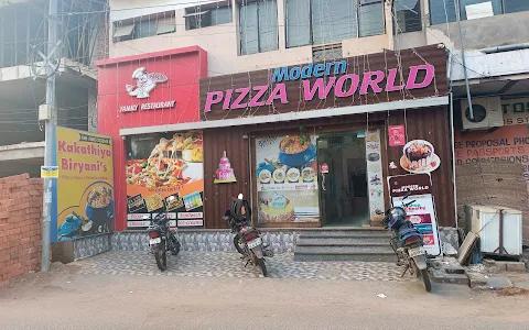 Modern Pizza World image