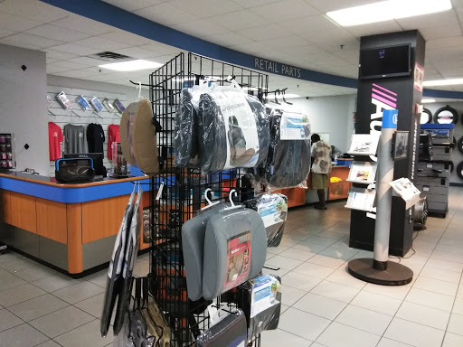 Honda Dealer «AutoNation Honda Miami Lakes», reviews and photos, 5925 NW 167th St, Hialeah, FL 33015, USA