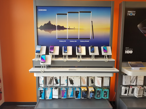 Cell Phone Store «AT&T Authorized Retailer», reviews and photos, 5101 36th Ave N, Crystal, MN 55422, USA