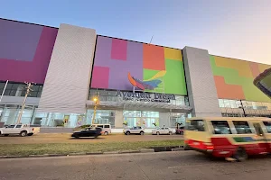 Mega Centro Comercial Avenida Brasil image