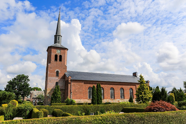 Jels Kirke