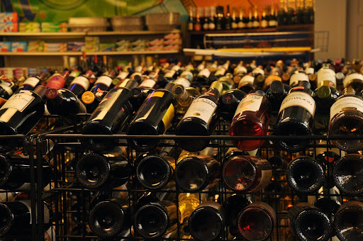 Beer Store «Payless Beer & Wine», reviews and photos, 2016 W Grauwyler Rd, Irving, TX 75061, USA