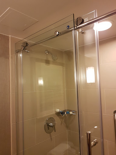 Hotel «Embassy Suites by Hilton Seattle North Lynnwood», reviews and photos, 20610 44th Ave W, Lynnwood, WA 98036, USA