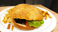 Plats et boissons du Restaurant de hamburgers Lovely Burgers à Auchel - n°2