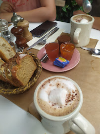 Cappuccino du Restaurant américain Twinkie Breakfast & Lunch à Paris - n°1