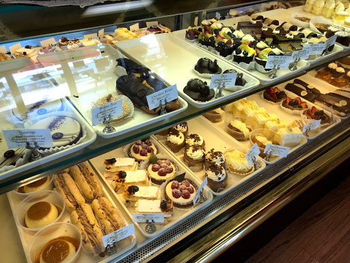 Pastry Shop «Au Peche Mignon», reviews and photos, 1415 Timberlane Rd, Tallahassee, FL 32312, USA