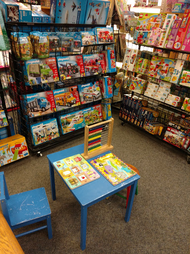 Book Store «Schuler Books & Music», reviews and photos, 1982 W Grand River Ave, Okemos, MI 48864, USA