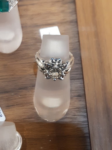 Jewelry Store «Green Lake Jewelry Works», reviews and photos, 550 NE Northgate Way, Seattle, WA 98125, USA