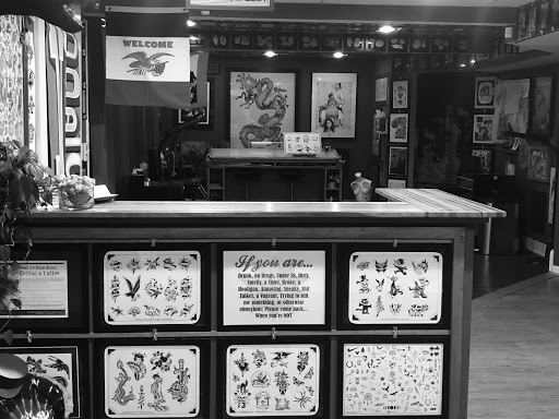 Tattoo Shop «NoodlesTattoo Co. & Studio», reviews and photos, 28W289 Warrenville Rd, Warrenville, IL 60555, USA
