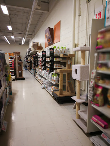 Pet Supply Store «Petco Animal Supplies», reviews and photos, 2277 Ford Pkwy, St Paul, MN 55116, USA