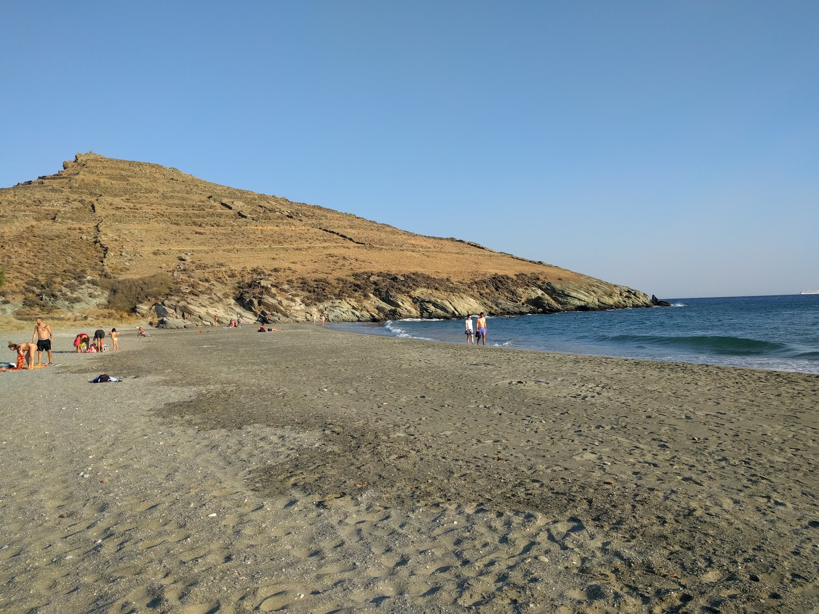 Foto van Agios Fokas met ruim strand