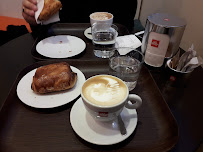 Croissant du Café illy à Paris - n°14