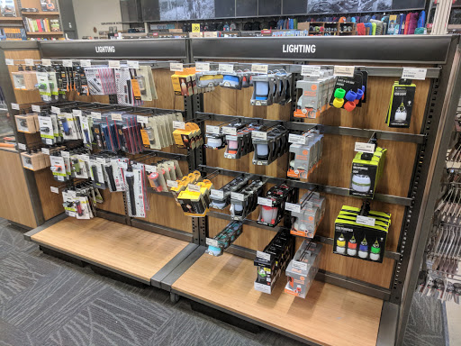 Camping Store «REI», reviews and photos, 2643 Edmondson Rd, Cincinnati, OH 45209, USA