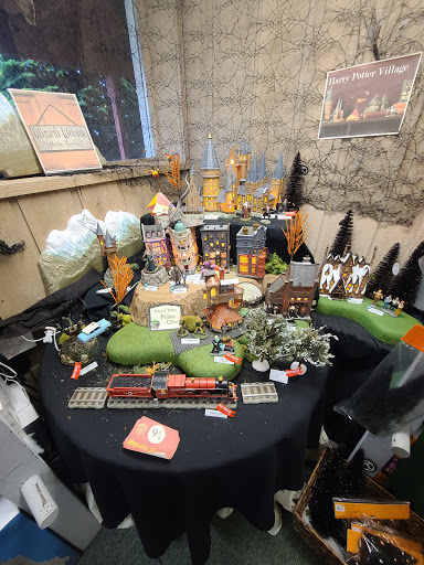 Gift Shop «Beach Basket Gift, Clothing & Christmas Shop», reviews and photos, 4102 Harborview Dr, Gig Harbor, WA 98332, USA