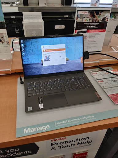 Office Supply Store «Staples», reviews and photos, 270 Upland Square Dr, Pottstown, PA 19464, USA