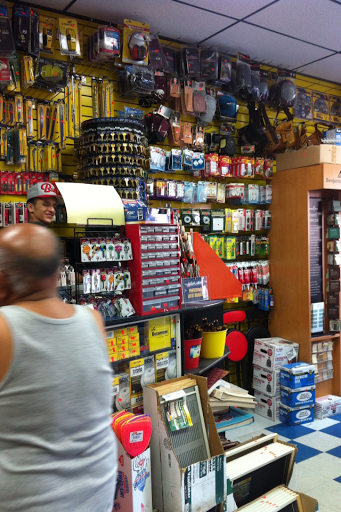 Hardware Store «Carmella Hardware & Paint», reviews and photos, 302 Kings Hwy, Brooklyn, NY 11223, USA