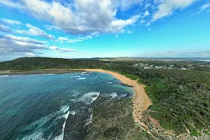 Bateau Bay Beach image