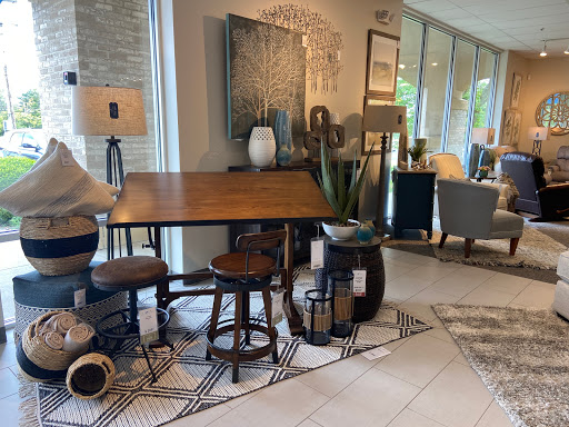Furniture Store «La-Z-Boy Furniture Galleries», reviews and photos, 2328 Lincoln Hwy, Langhorne, PA 19047, USA