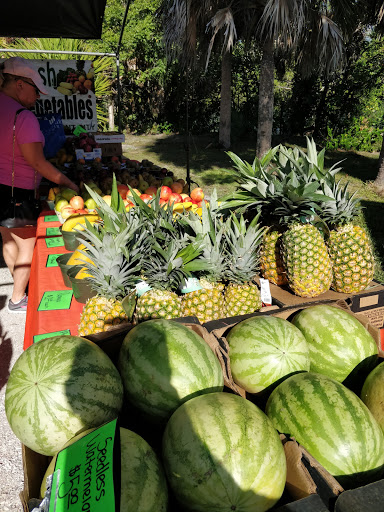 Grocery Store «Sanibel Island Farmers Market», reviews and photos, 800 Dunlop Rd, Sanibel, FL 33957, USA