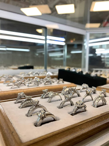 Jewelry Buyer «All Island Jewelry & Loan», reviews and photos, 2394 Middle Country Rd, Centereach, NY 11720, USA