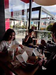 Photo n°111 de KFC Saint-Quentin à Saint-Quentin ()
