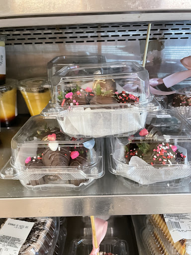 Grocery Store «La Casa Del Pueblo Market», reviews and photos, 221 E 6th St, Corona, CA 92879, USA