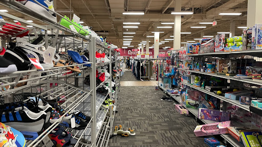 Clothing Store «Burlington Coat Factory», reviews and photos, 80 Boston Post Rd, Orange, CT 06477, USA