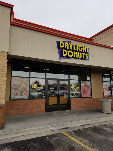 Daylight Donuts Sandy