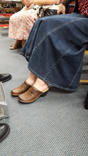 Shoe Store «Santa Rosa Shoes», reviews and photos, 2255 Cleveland Ave, Santa Rosa, CA 95403, USA